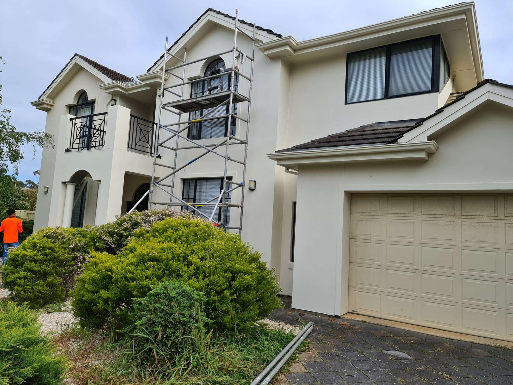 It's that time of the year (Exterior)